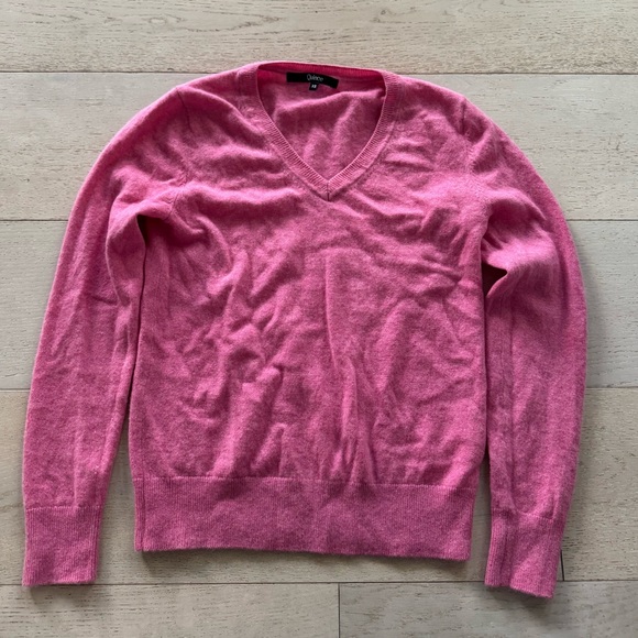 EUC Quince V-Neck Sweater in Fuscia XS 100% cashmere - Picture 2 of 7